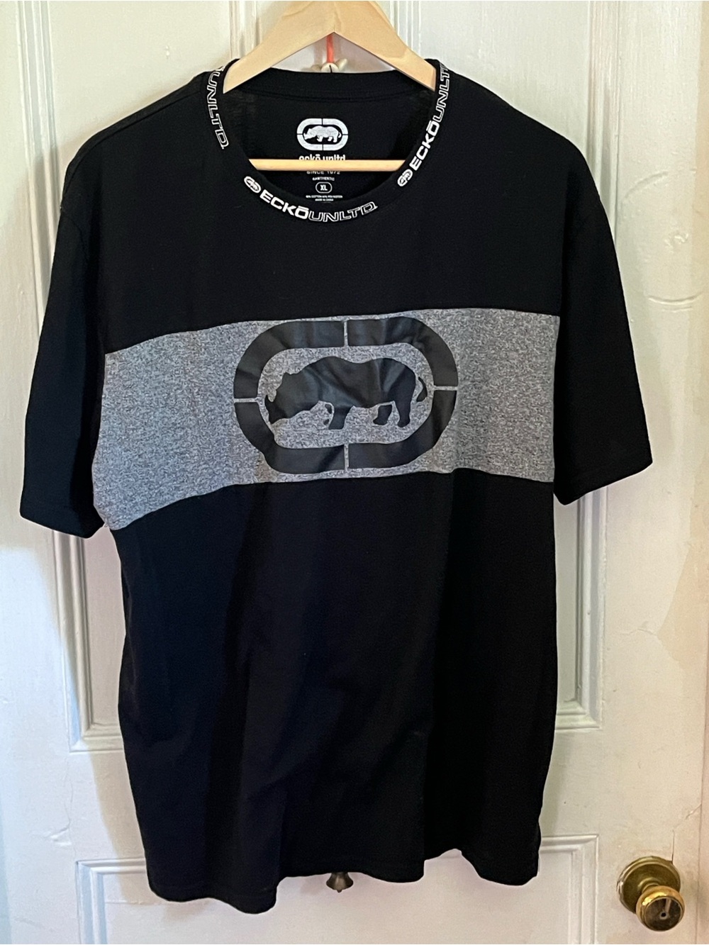 Ecko Unlimited Black T‑Shirt with Gray Logo Panel